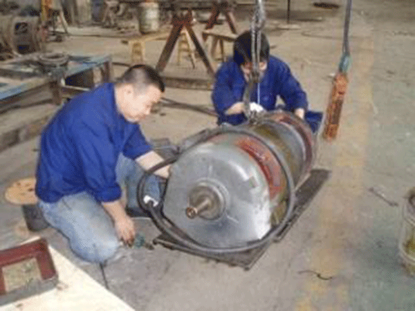 西瑪電機(jī)給專業(yè)電機(jī)修理工人一些小建議。